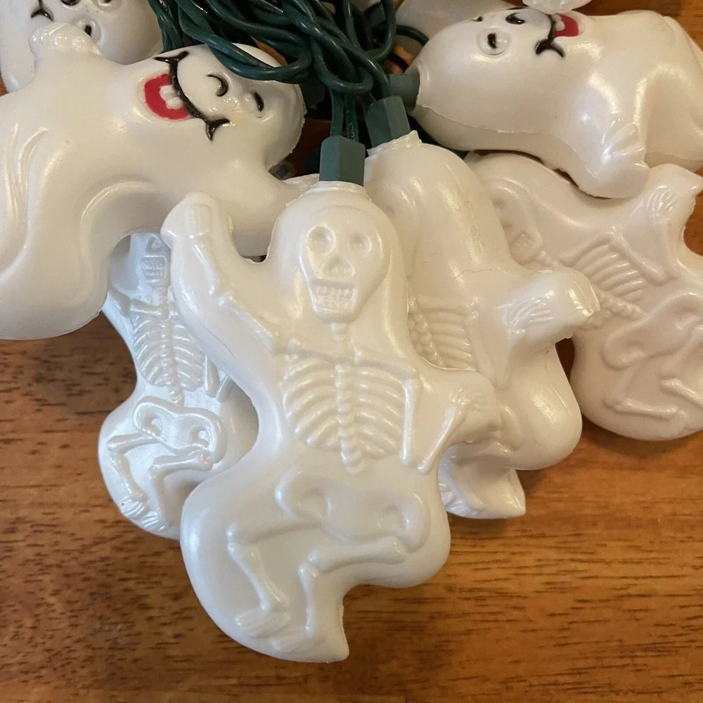 Vintage Happy Ghost Skeleton Bone Light Set Halloween Blow Mold Ghost Cover 90's